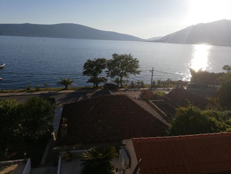 Villa Providenca Apartments Tivat Bagian luar foto